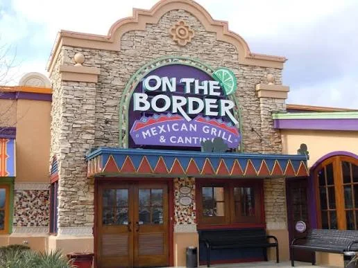 on the border happy hour